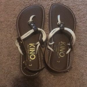 KINO Sandals